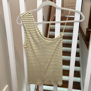 Michael stars new with tags, one shoulder yellow striped shirt
